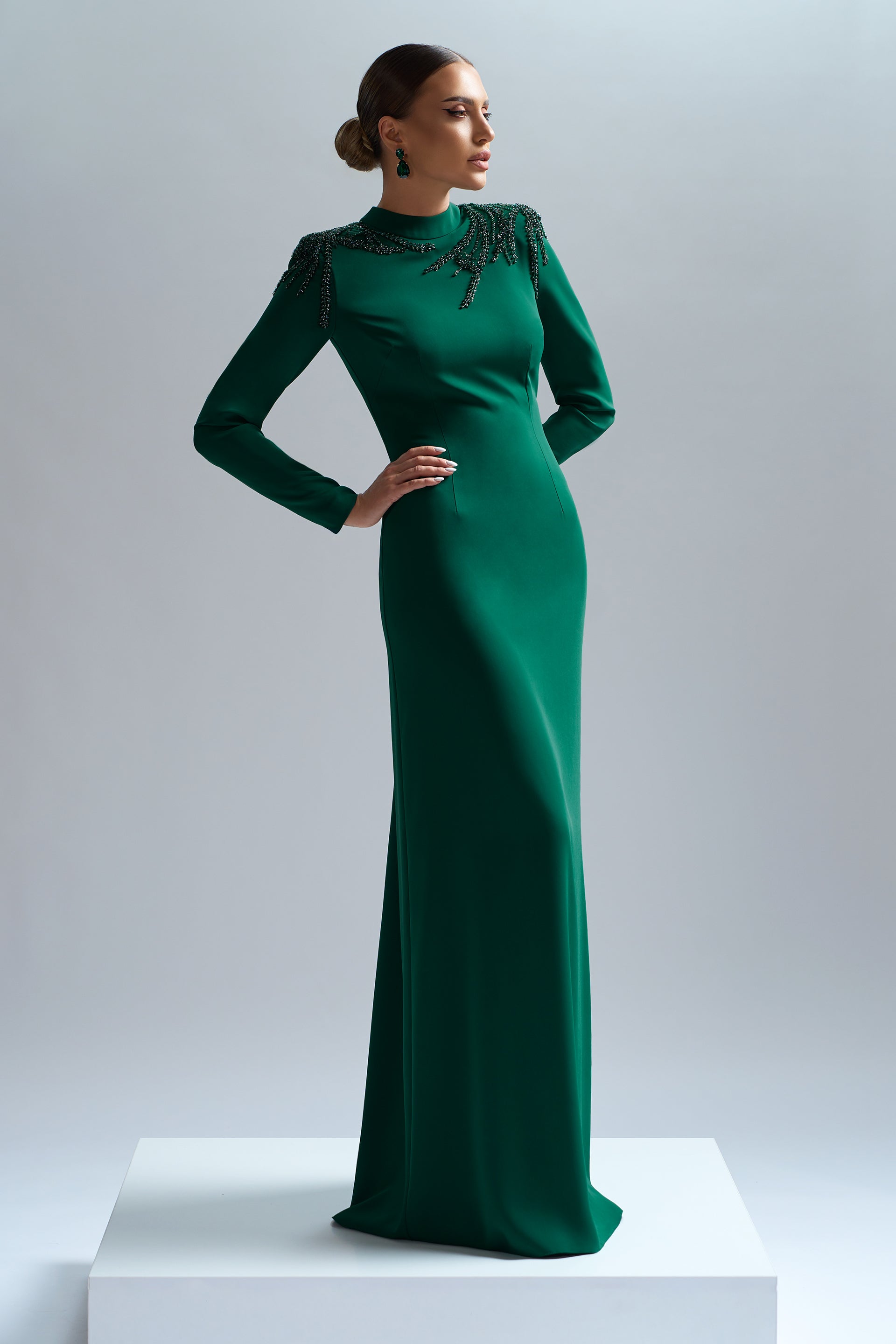 Long evening dress made of stretch-crepe SKA1411