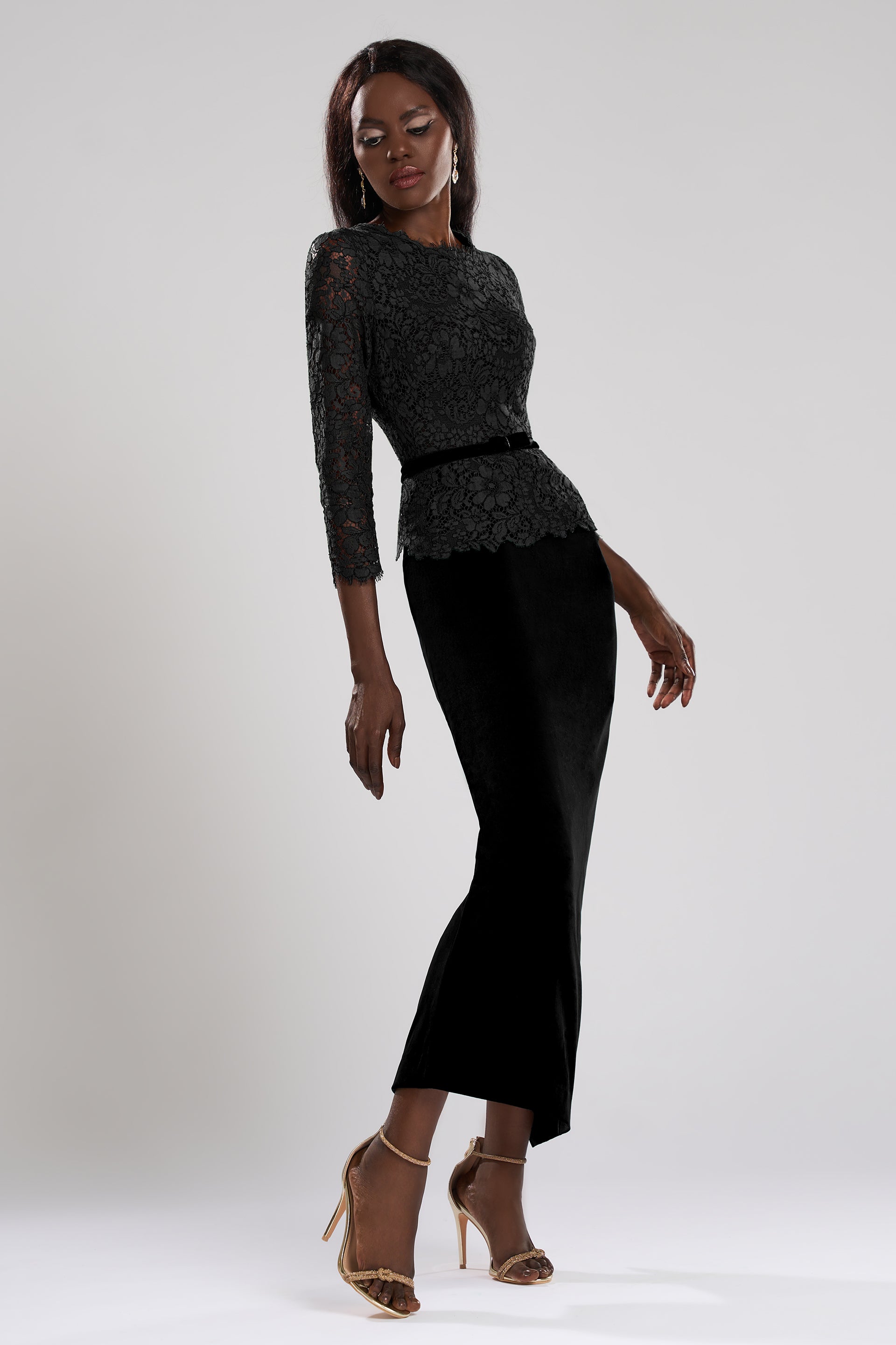 Midi dress made of lace and velvet Ida CA102