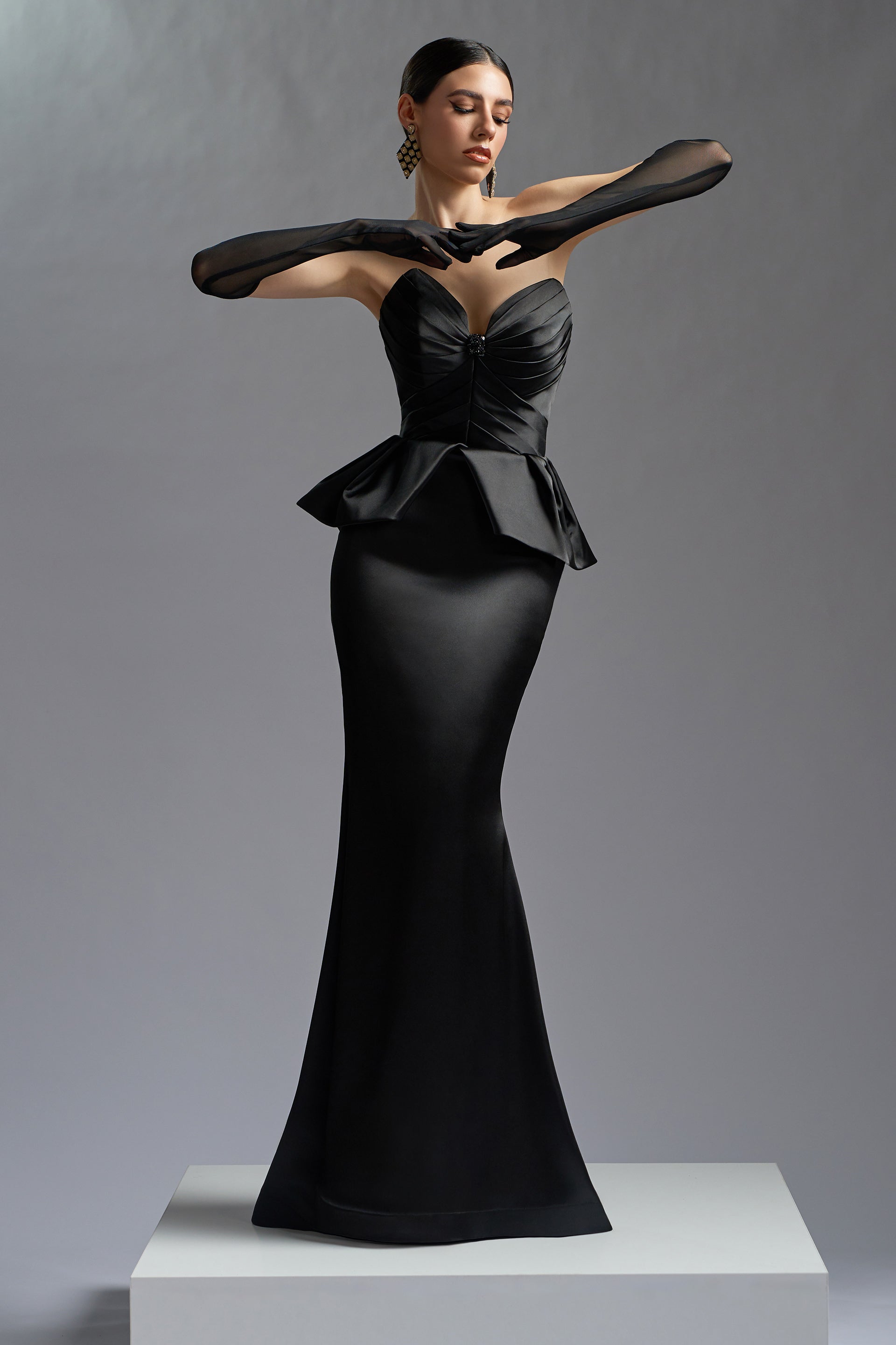 Cristallini SKA1419  Evening dresses, Couture collection, Plastic dress
