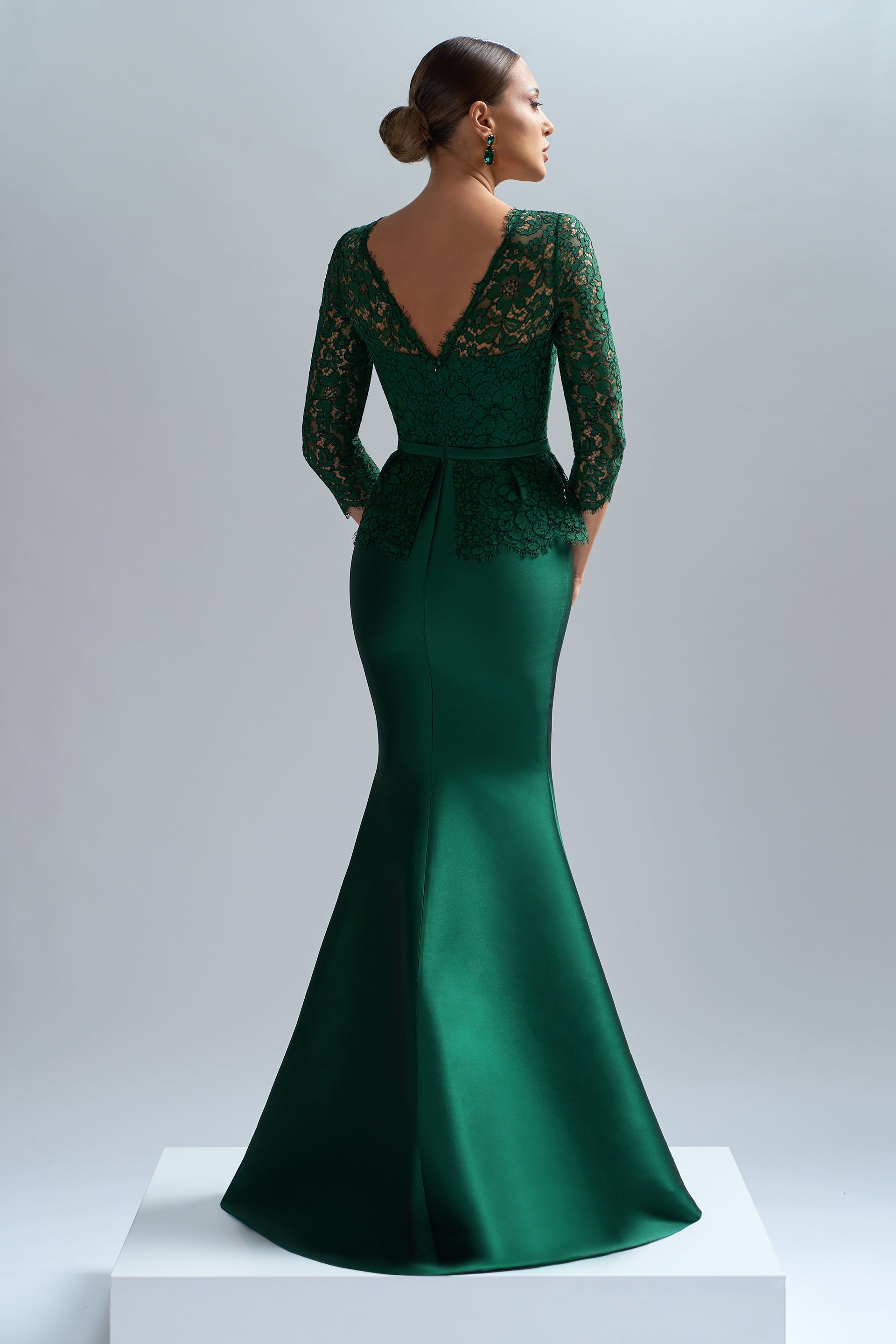 Long evening dress made of Italian elastic taffeta Demetra CA81