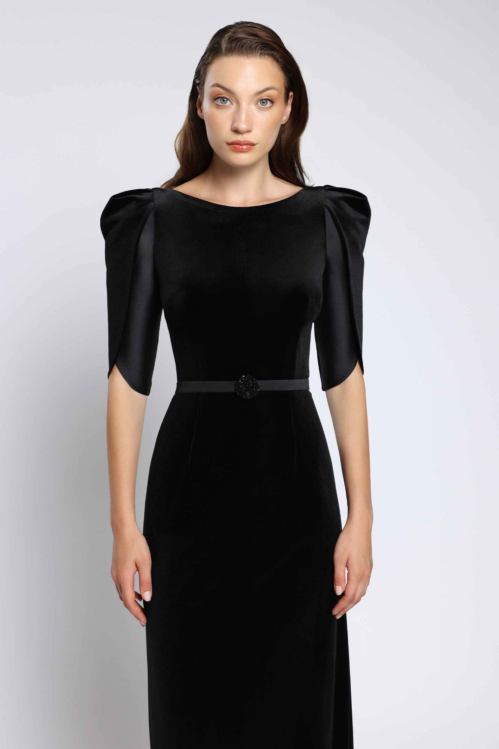 Evening dress in taffeta and velvet with embroidered belt Lilith CA162