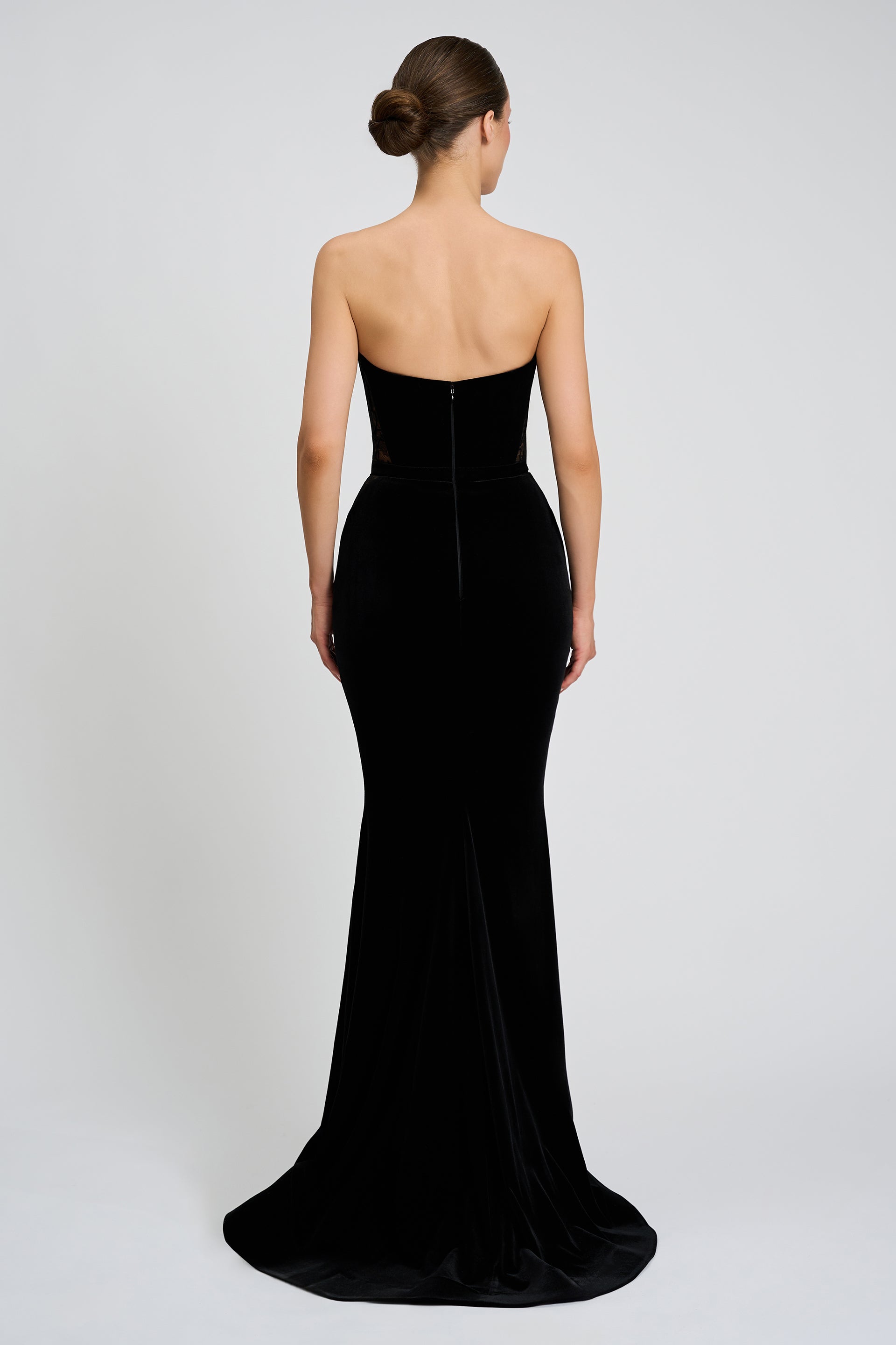 Evening dress made of velvet and lace Romy CA89