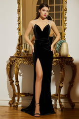 Evening dress made of velvet and embroidery with hand-sewn applications SKA1388